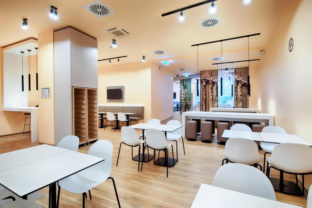 B&B Hotel Aachen-City Екстериор снимка